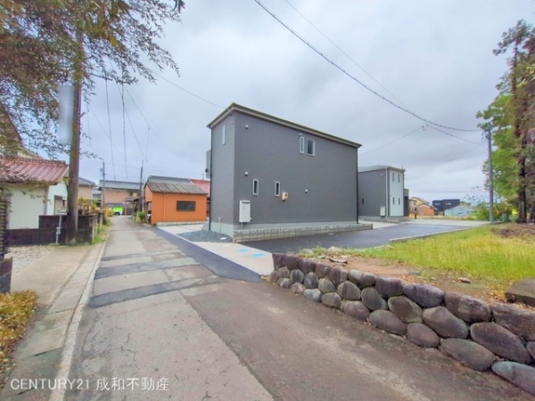 江南市田代町南出の新築一戸建
