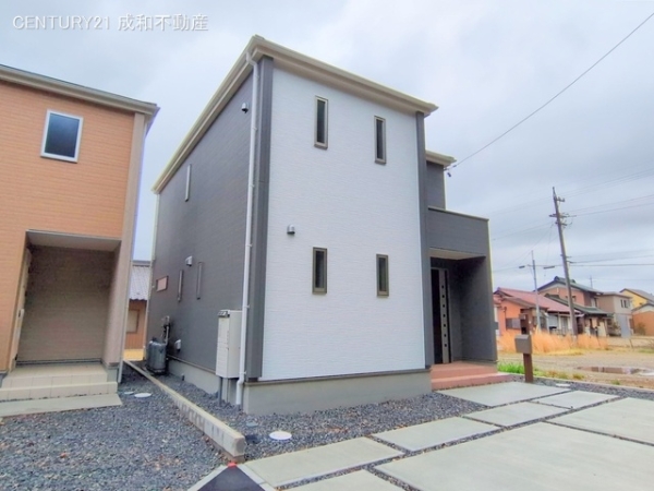 江南市田代町南出の新築一戸建
