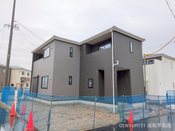 知多市八幡字堀之内の新築一戸建