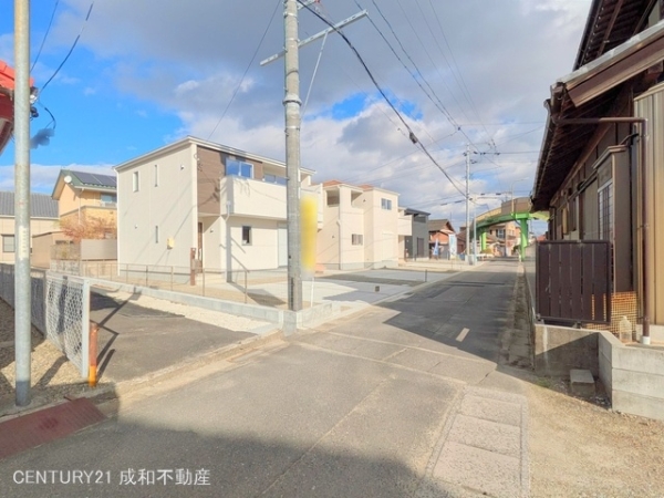 一宮市冨田字上町の新築一戸建