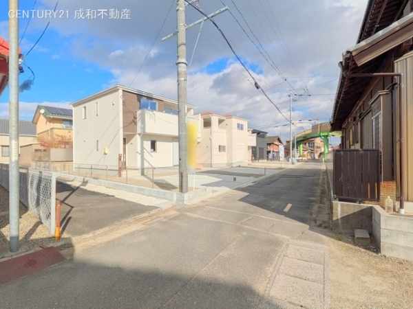 一宮市冨田字上町の新築一戸建