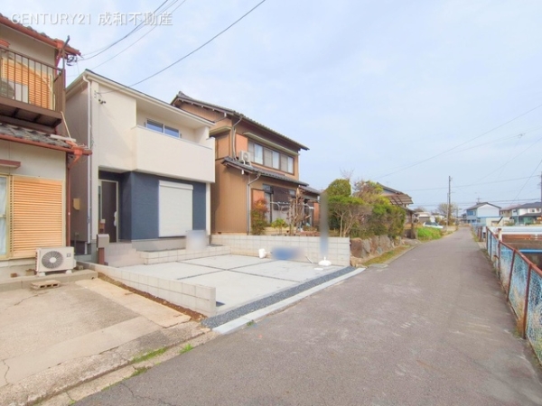 一宮市千秋町加納馬場字河田の新築一戸建
