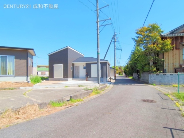 西尾市一色町一色亥新田の新築一戸建
