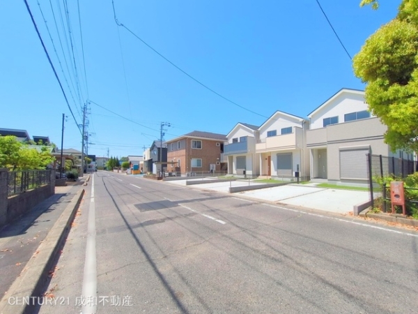 小牧市小松寺５丁目の新築一戸建