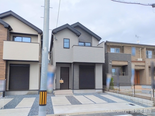 名古屋市中川区服部４丁目の新築一戸建