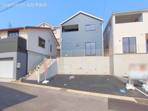 碧南市中山町１丁目の新築一戸建
