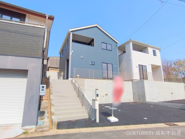 碧南市中山町１丁目の新築一戸建