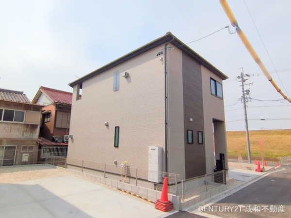 名古屋市中川区下之一色町字松蔭５丁目の新築一戸建