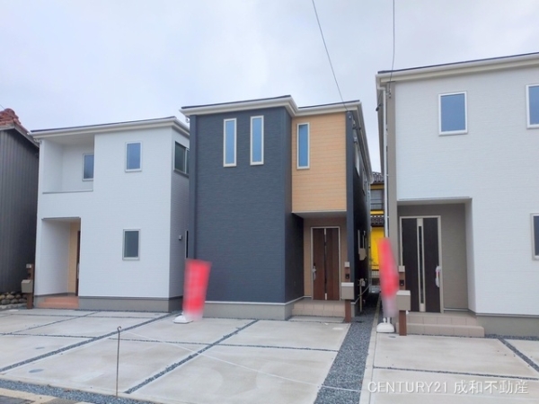 名古屋市中川区万場３丁目の新築一戸建