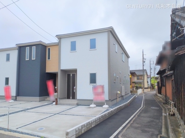 名古屋市中川区万場３丁目の新築一戸建