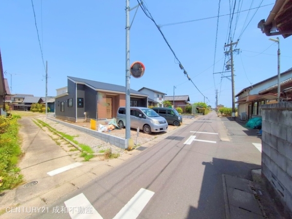 一宮市明地字鞆浦の新築一戸建