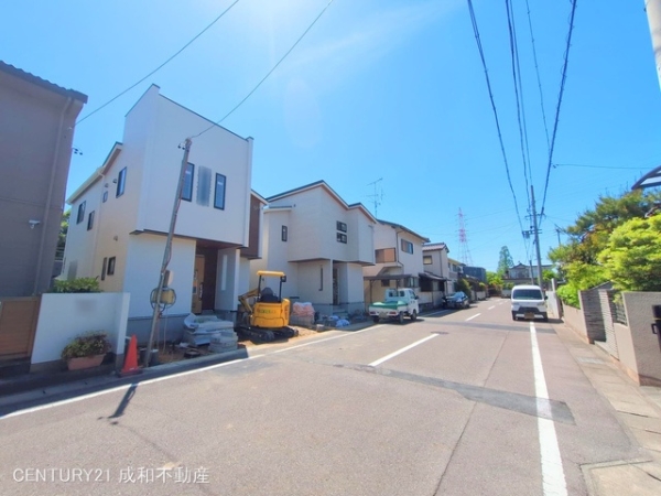 小牧市藤島２丁目の新築一戸建