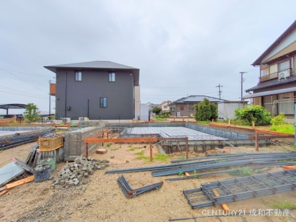碧南市三宅町２丁目の新築一戸建