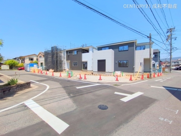 半田市港町３丁目の新築一戸建