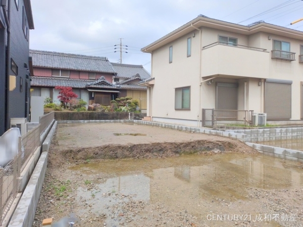 名古屋市中川区服部４丁目の新築一戸建