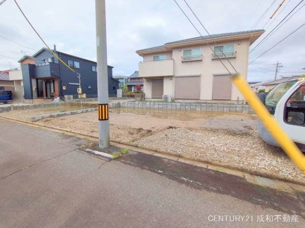名古屋市中川区服部４丁目の新築一戸建