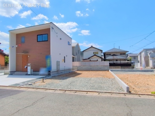 豊橋市多米中町２丁目の新築一戸建