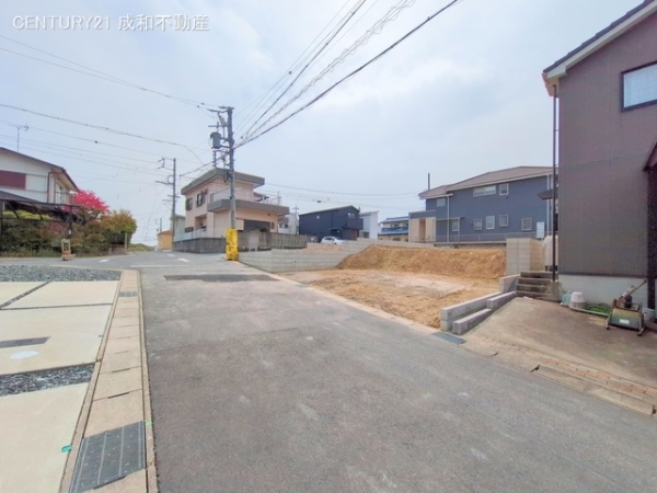 愛知郡東郷町大字春木字白土の新築一戸建