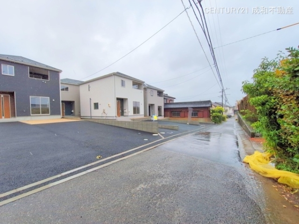 碧南市湖西町３丁目の新築一戸建
