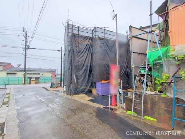 犬山市字味加田の新築一戸建