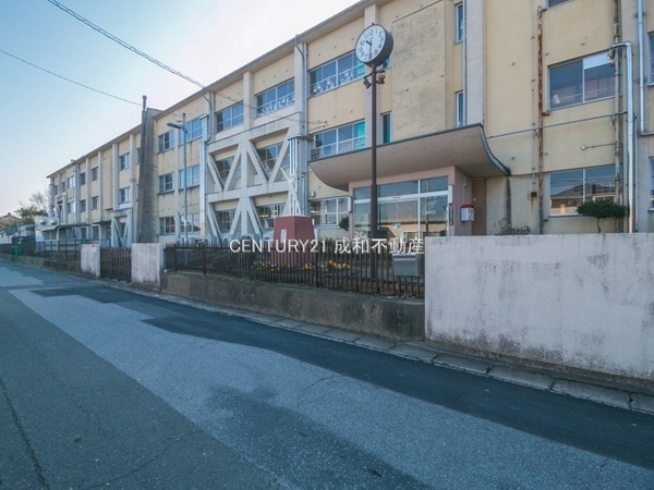 稲沢市平和町西光坊宮西の新築一戸建(稲沢市立法立小学校)
