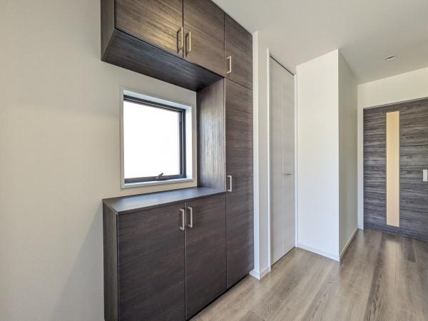 稲沢市平和町西光坊宮西の新築一戸建