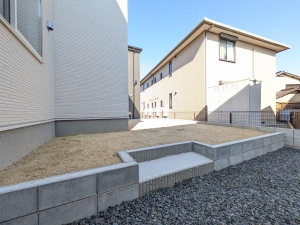 稲沢市平和町西光坊宮西の新築一戸建