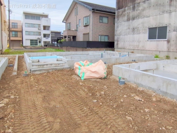 名古屋市南区中割町４丁目の新築一戸建