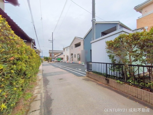 岡崎市小針町字城跡の新築一戸建