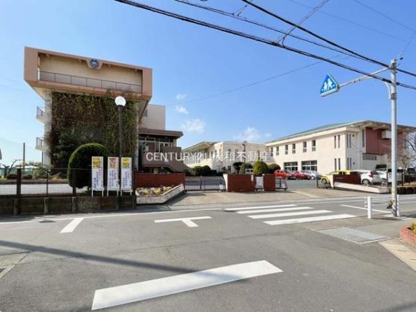 北名古屋市高田寺起返の新築一戸建(北名古屋市立訓原中学校)