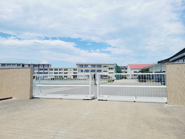 一宮市三ツ井６丁目の新築一戸建(一宮市立丹陽中学校)