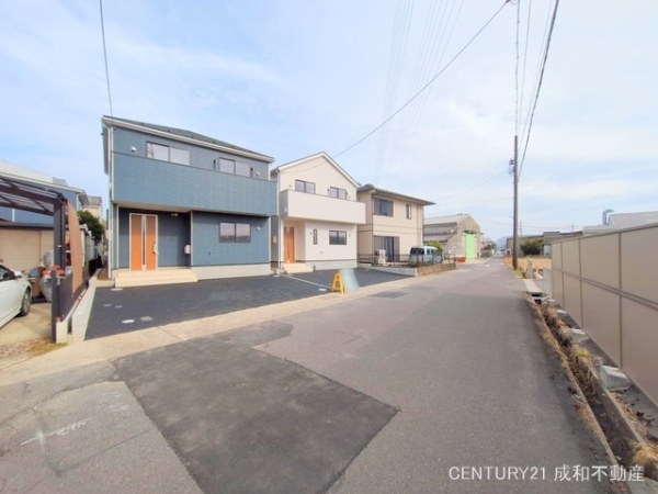 一宮市三ツ井６丁目の新築一戸建