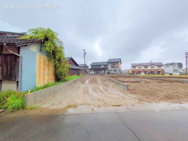 江南市河野町川西の新築一戸建