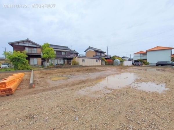 西尾市一色町一色船入の新築一戸建