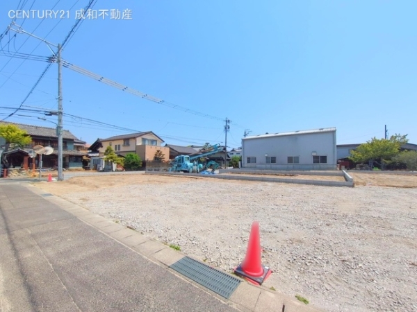 愛西市草平町東前の新築一戸建