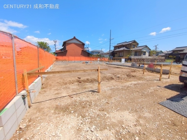 海部郡蟹江町大字蟹江新町字上之割の新築一戸建