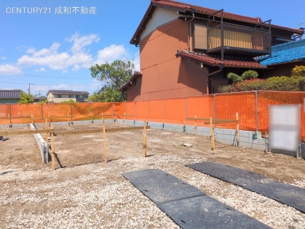 海部郡蟹江町大字蟹江新町字上之割の新築一戸建