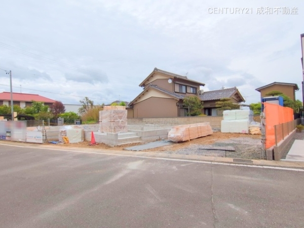 豊川市伊奈町慶応の新築一戸建