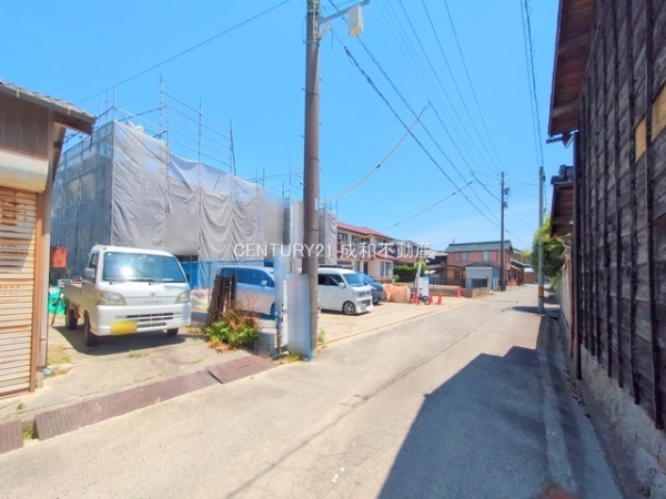 常滑市金山字菖蒲池の新築一戸建