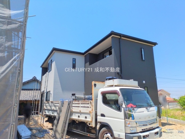常滑市金山字菖蒲池の新築一戸建