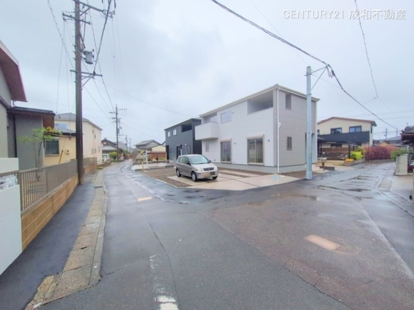 江南市東野町七社宮の新築一戸建