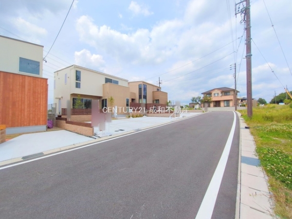 みよし市三好丘緑６丁目の新築一戸建