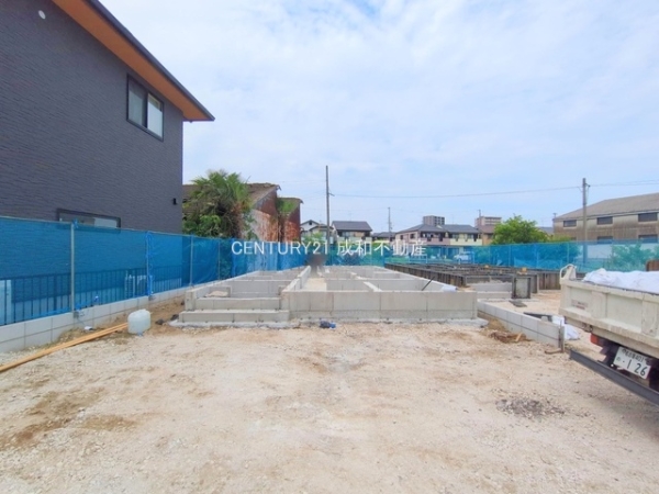 一宮市木曽川町外割田字城跡の新築一戸建
