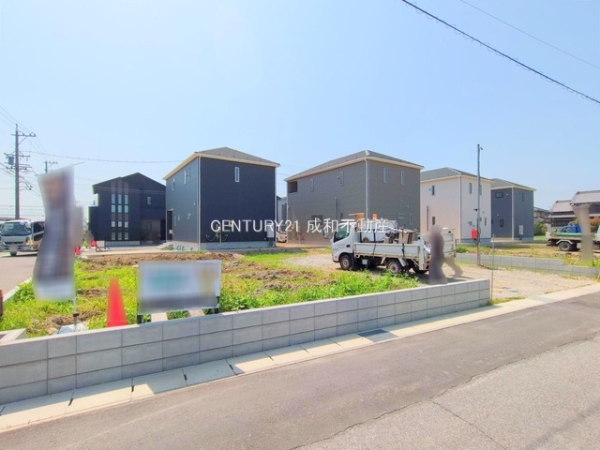 西尾市一色町松木島の新築一戸建