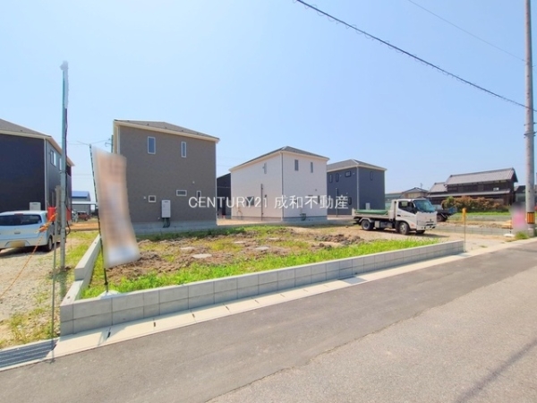 西尾市一色町松木島の新築一戸建