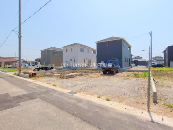 西尾市一色町松木島の新築一戸建