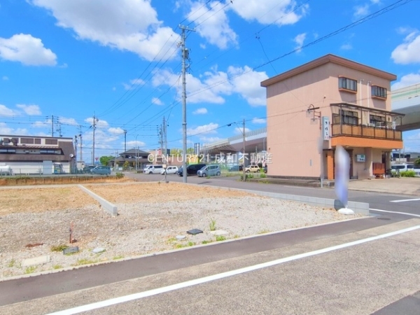 一宮市篭屋３丁目の新築一戸建
