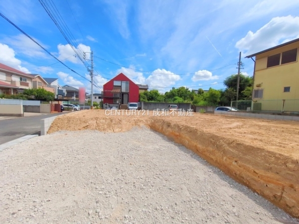 愛知郡東郷町白鳥１丁目の新築一戸建