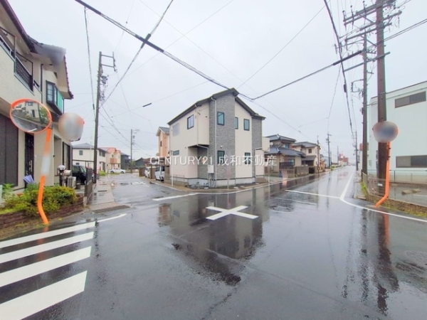 春日井市稲口町４丁目の新築一戸建