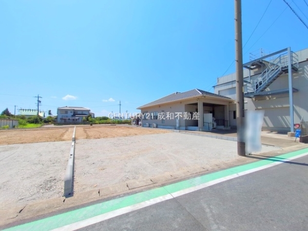 西尾市一色町千間下通中の新築一戸建
